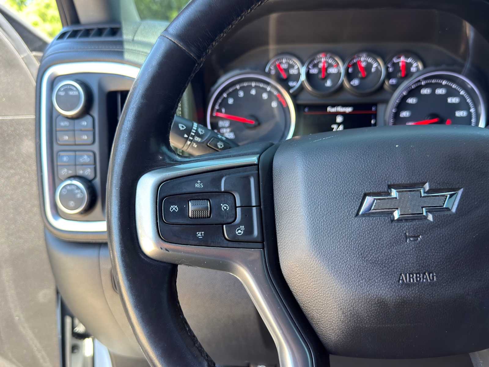 Thumbnail: 2021 Chevrolet Silverado 1500 - 14