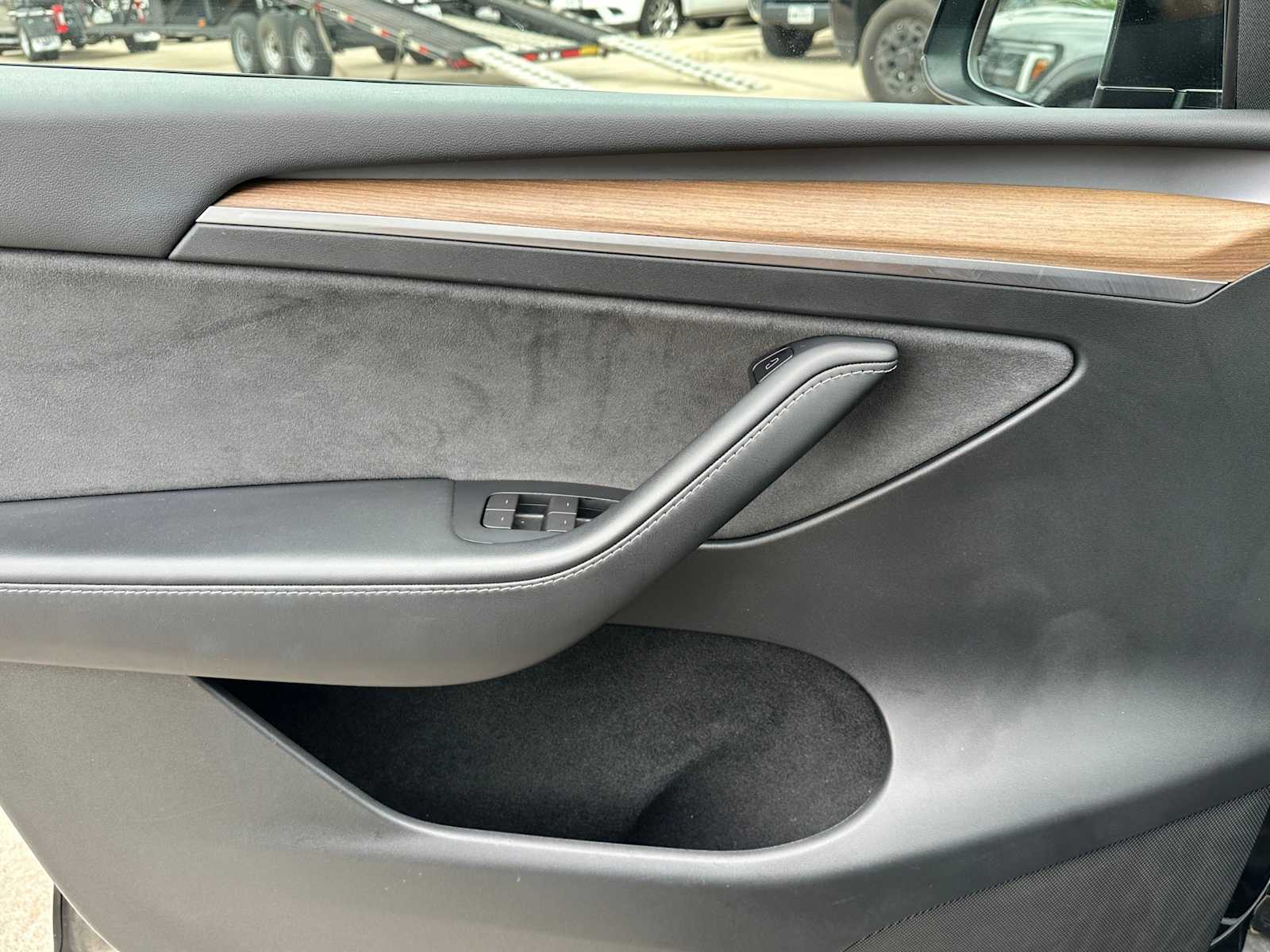 Thumbnail: 2023 Tesla Model Y - 15