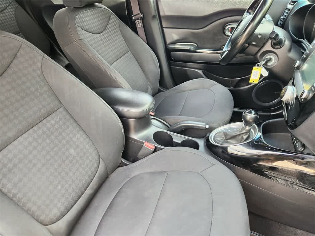 Thumbnail: 2014 Kia Soul - 29