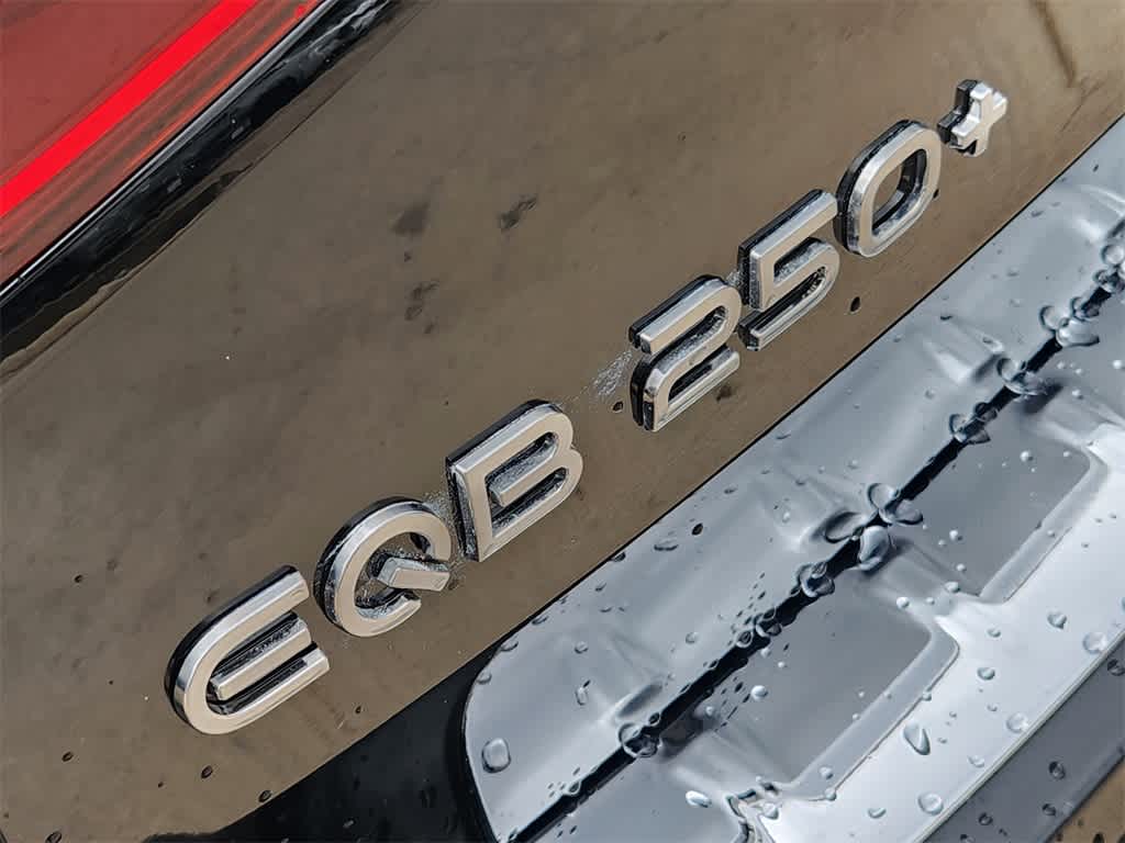 Thumbnail: 2024 Mercedes-Benz EQB - 12