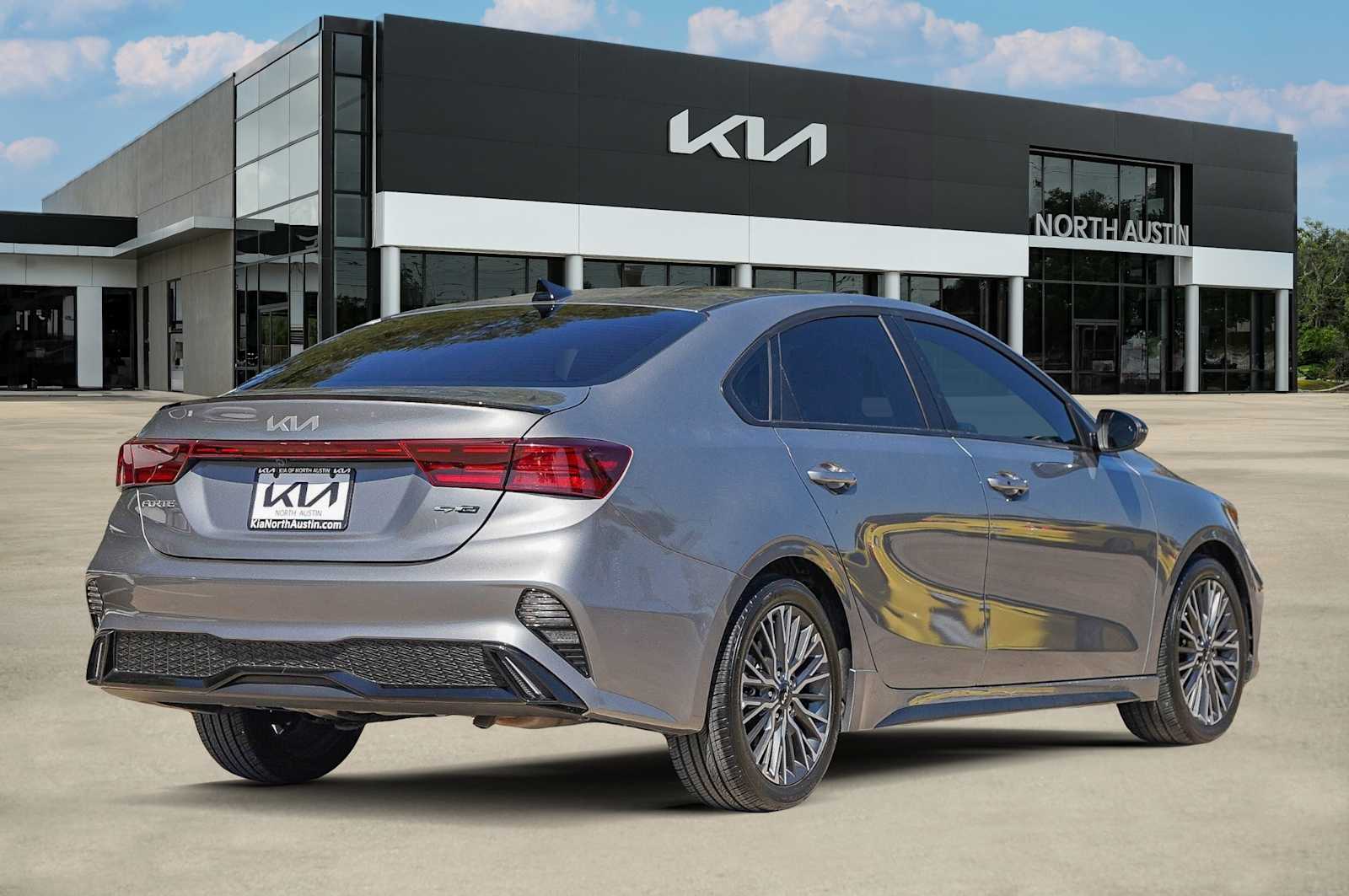 Thumbnail: 2023 Kia Forte - 6