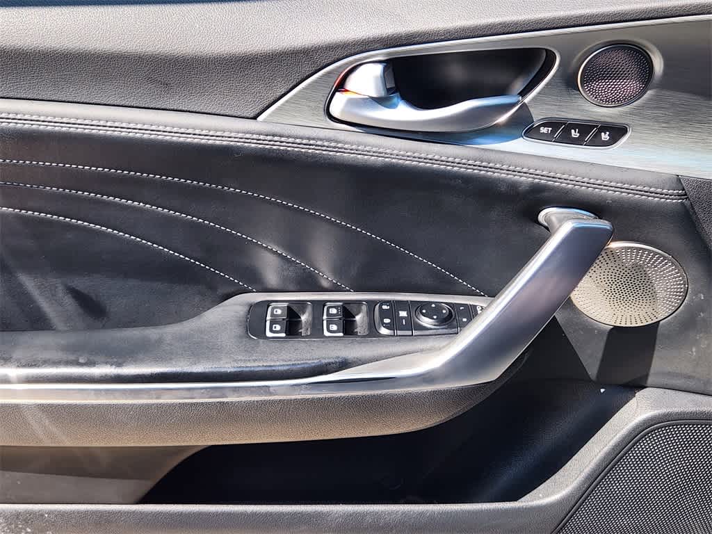 2022 Kia Stinger GT2 23