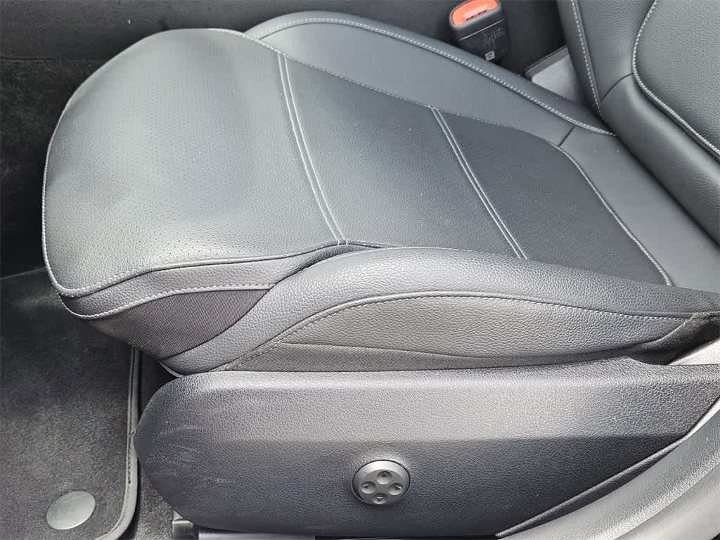 2024 Mercedes-Benz C-Class C 300 23