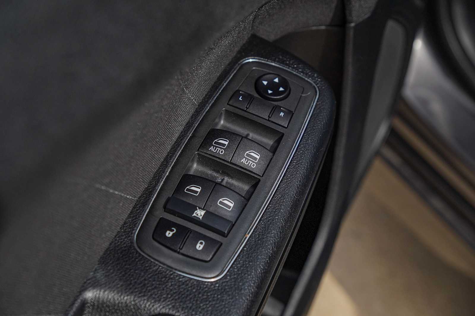 Thumbnail: 2021 Dodge Charger - 24