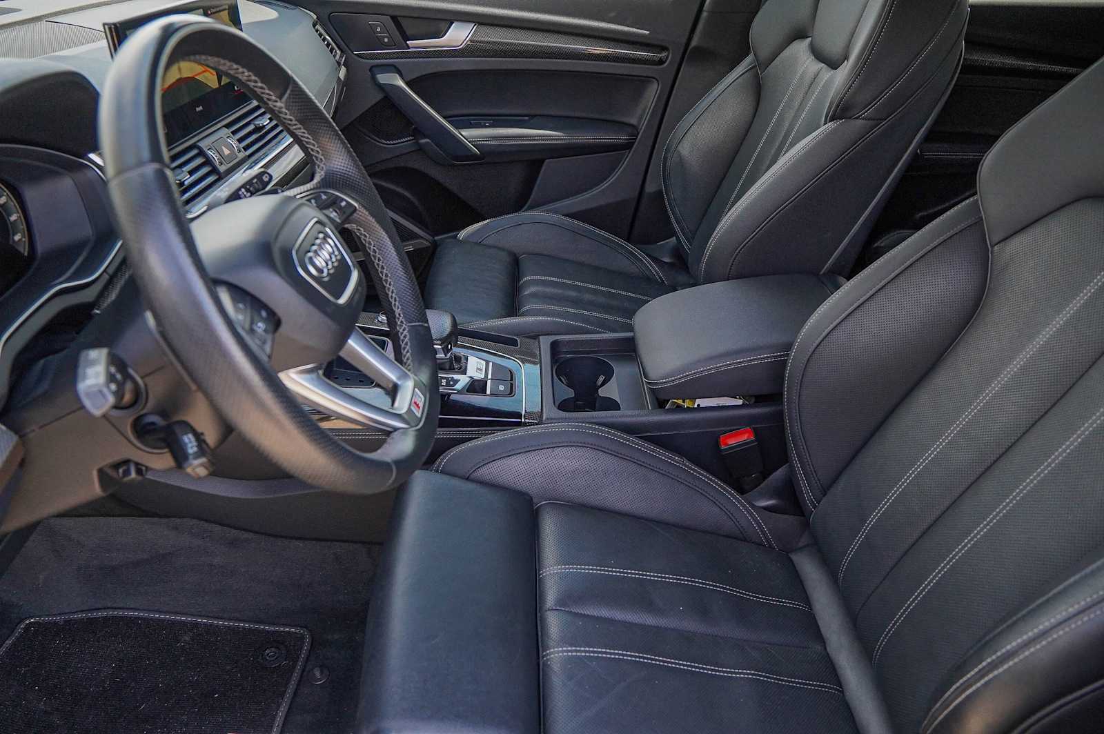 Thumbnail: 2023 Audi SQ5 - 10