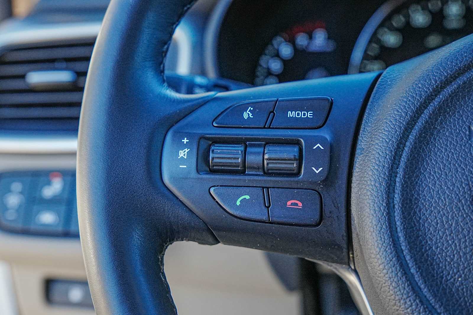 Thumbnail: 2018 Kia Sorento - 13