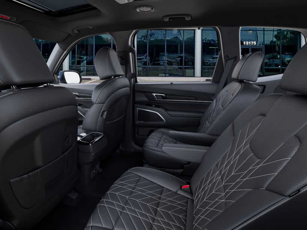 Thumbnail: 2025 Kia Telluride - 18