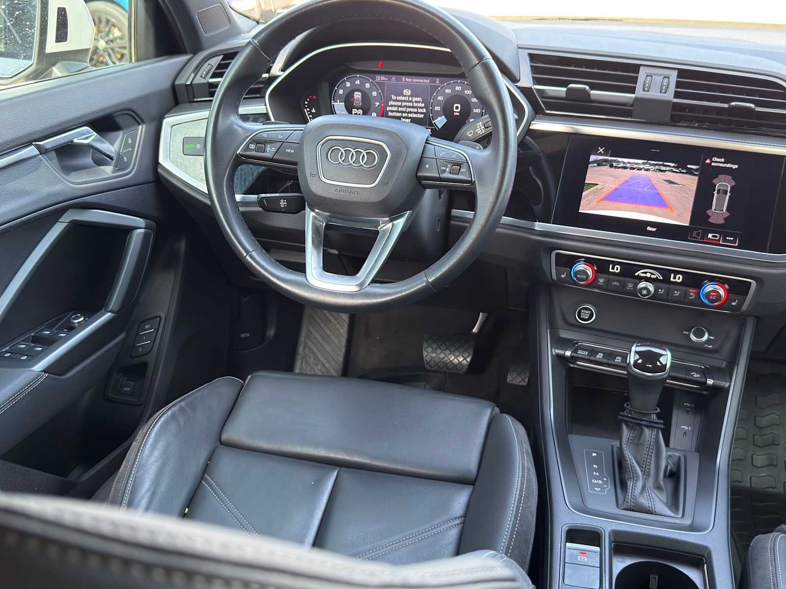 Thumbnail: 2022 Audi Q3 - 32