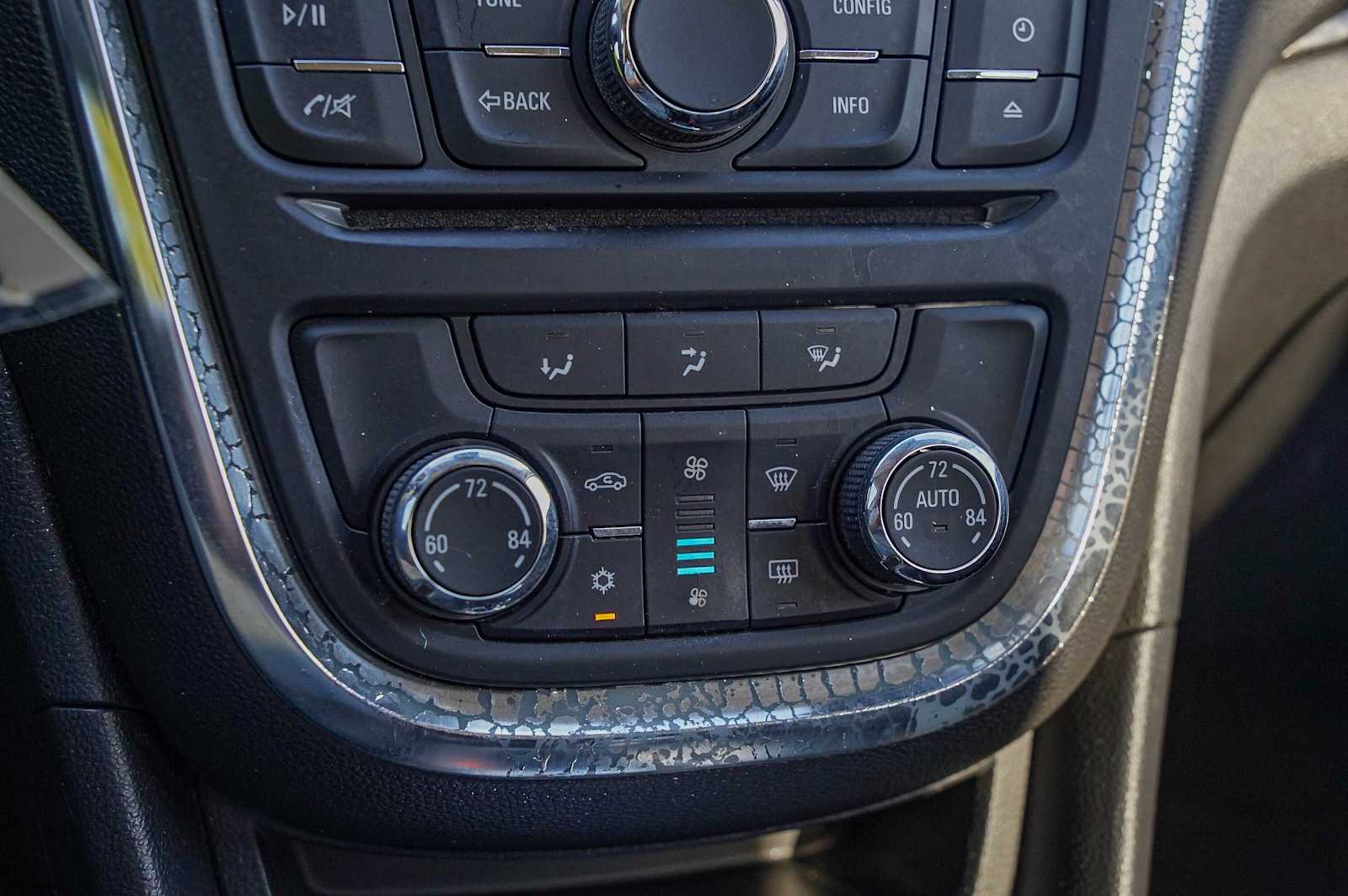 Thumbnail: 2015 Buick Encore - 20