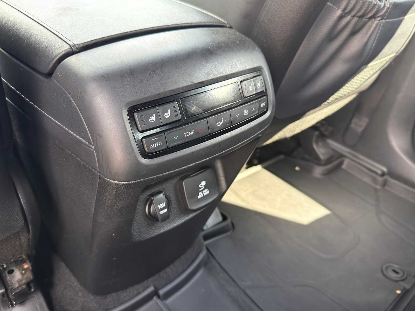 Thumbnail: 2020 Hyundai Palisade - 31