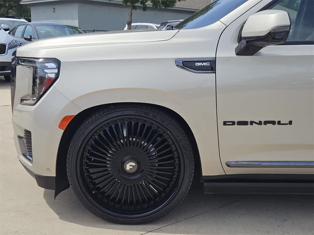 Thumbnail: 2023 GMC Yukon XL - 8