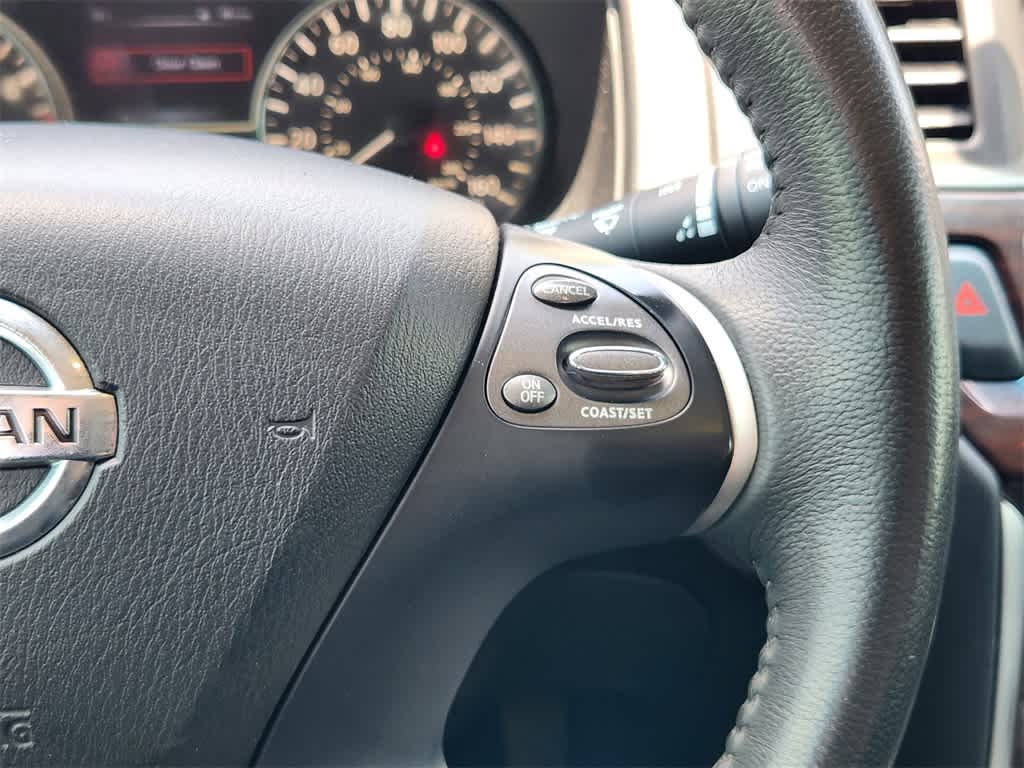 Thumbnail: 2015 Nissan Pathfinder - 29