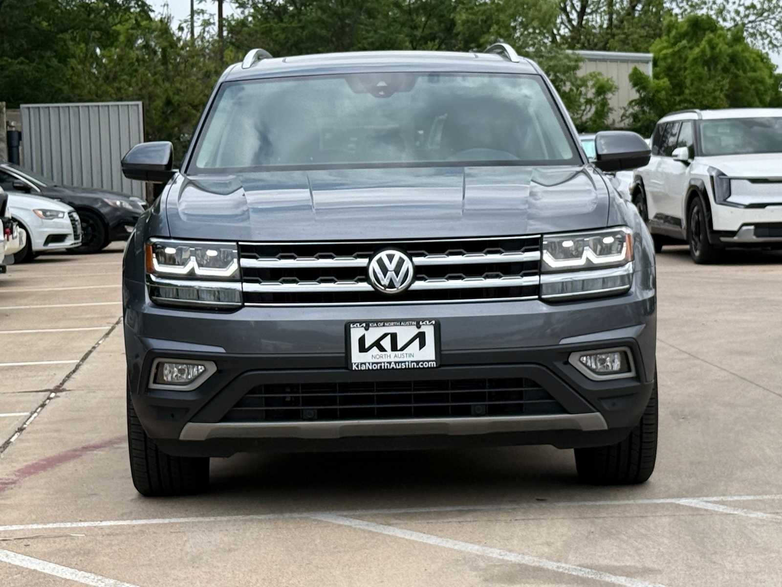 Thumbnail: 2019 Volkswagen Atlas - 3