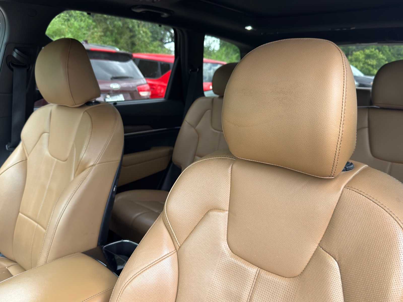 Thumbnail: 2020 Kia Telluride - 8