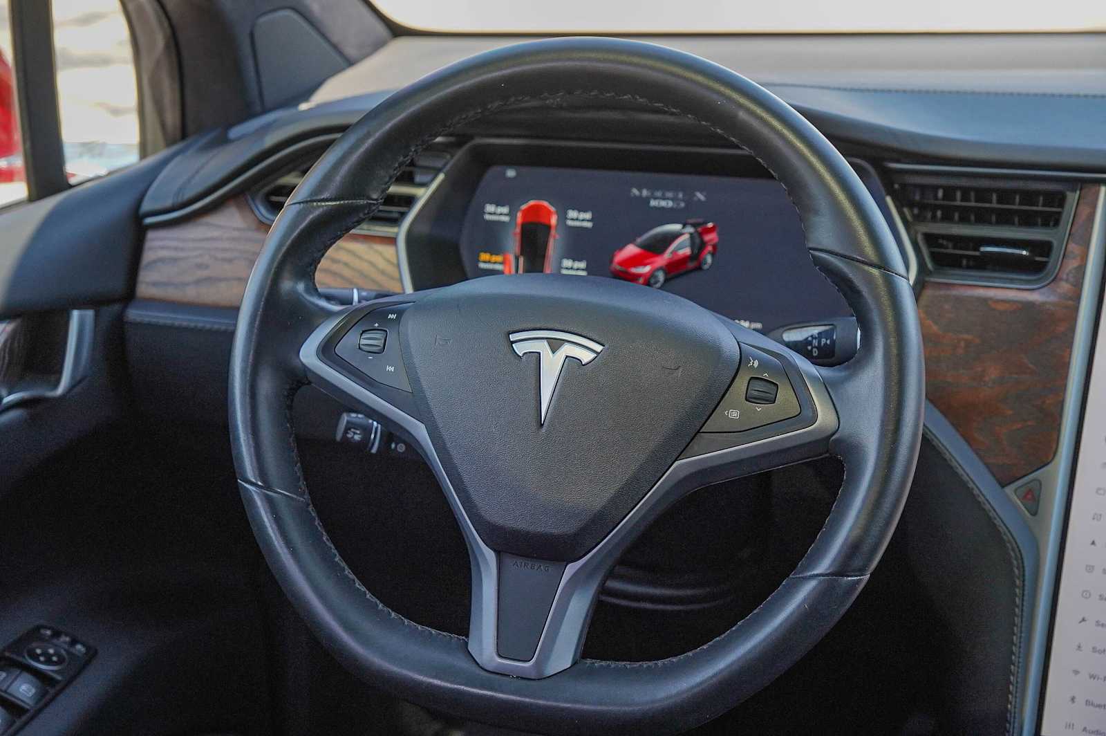 Thumbnail: 2018 Tesla Model X - 23
