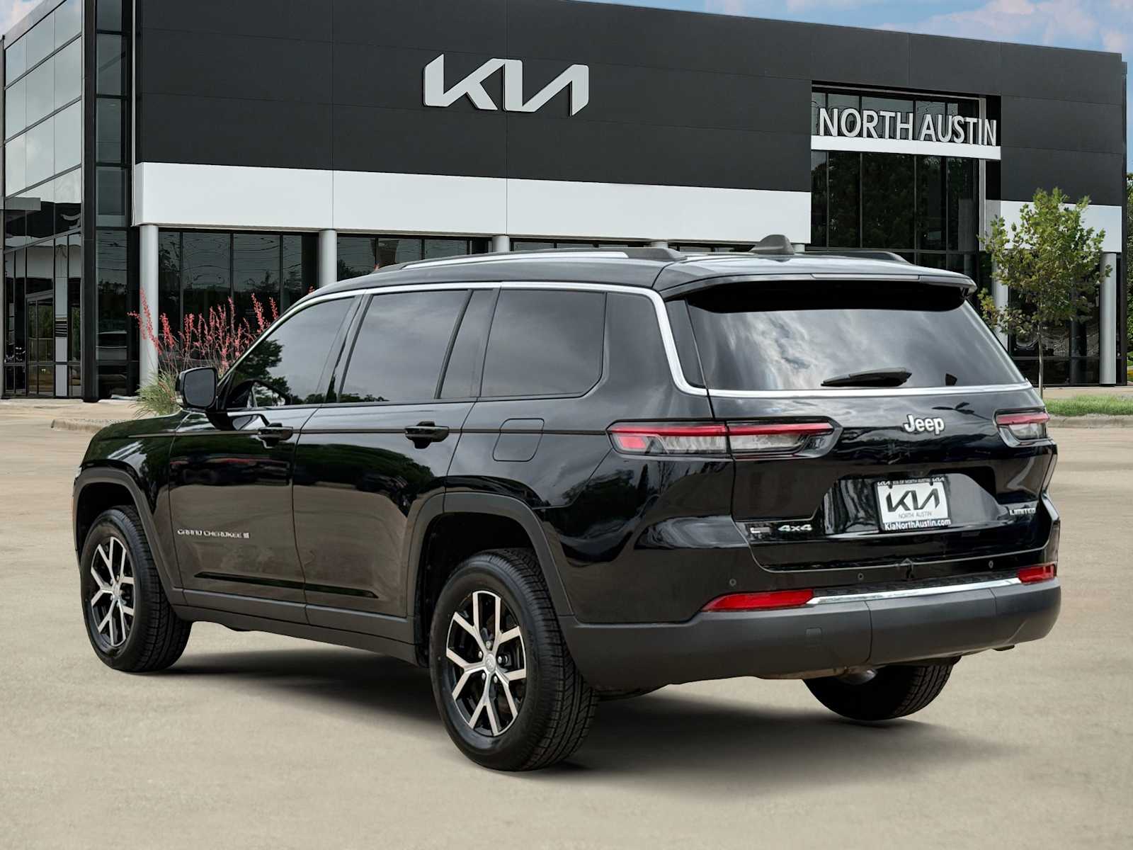 Thumbnail: 2023 Jeep Grand Cherokee - 5