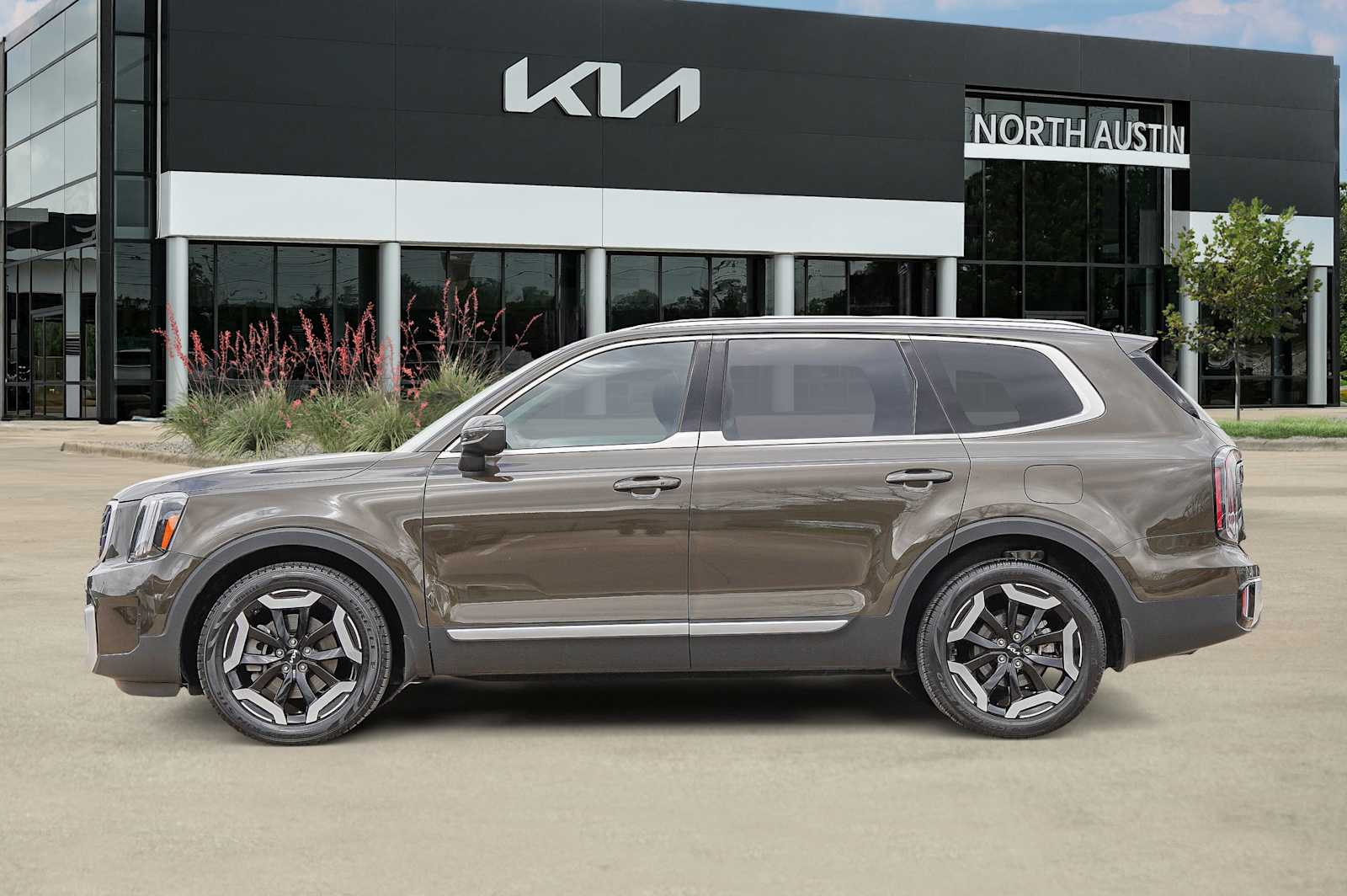 Thumbnail: 2024 Kia Telluride - 4