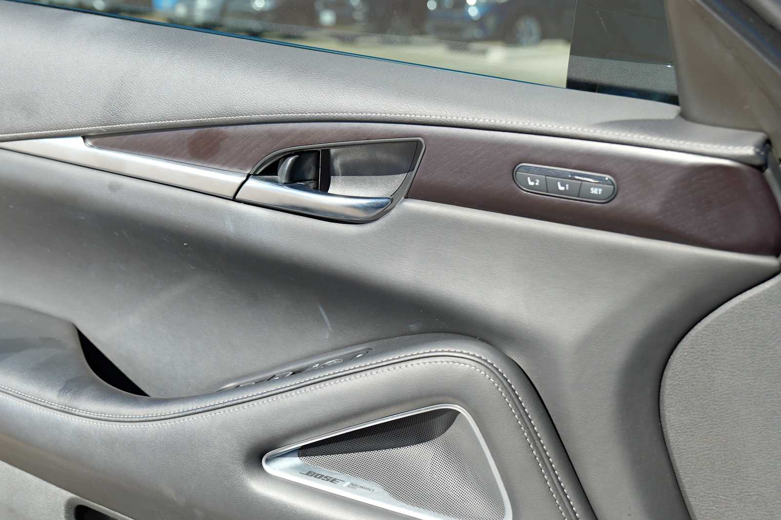 Thumbnail: 2023 INFINITI QX60 - 20