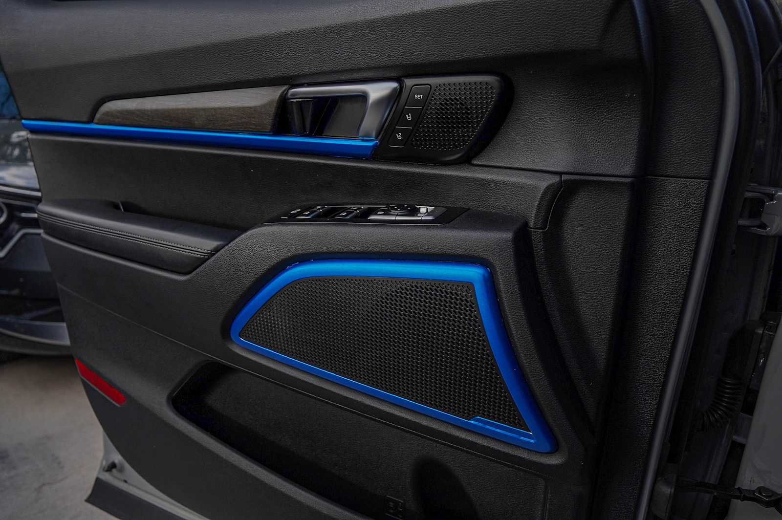 Thumbnail: 2022 Kia Telluride - 24