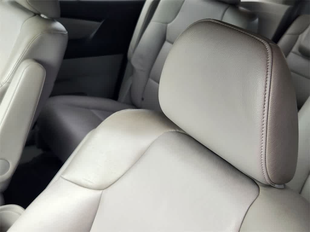 Thumbnail: 2013 Honda Odyssey - 15