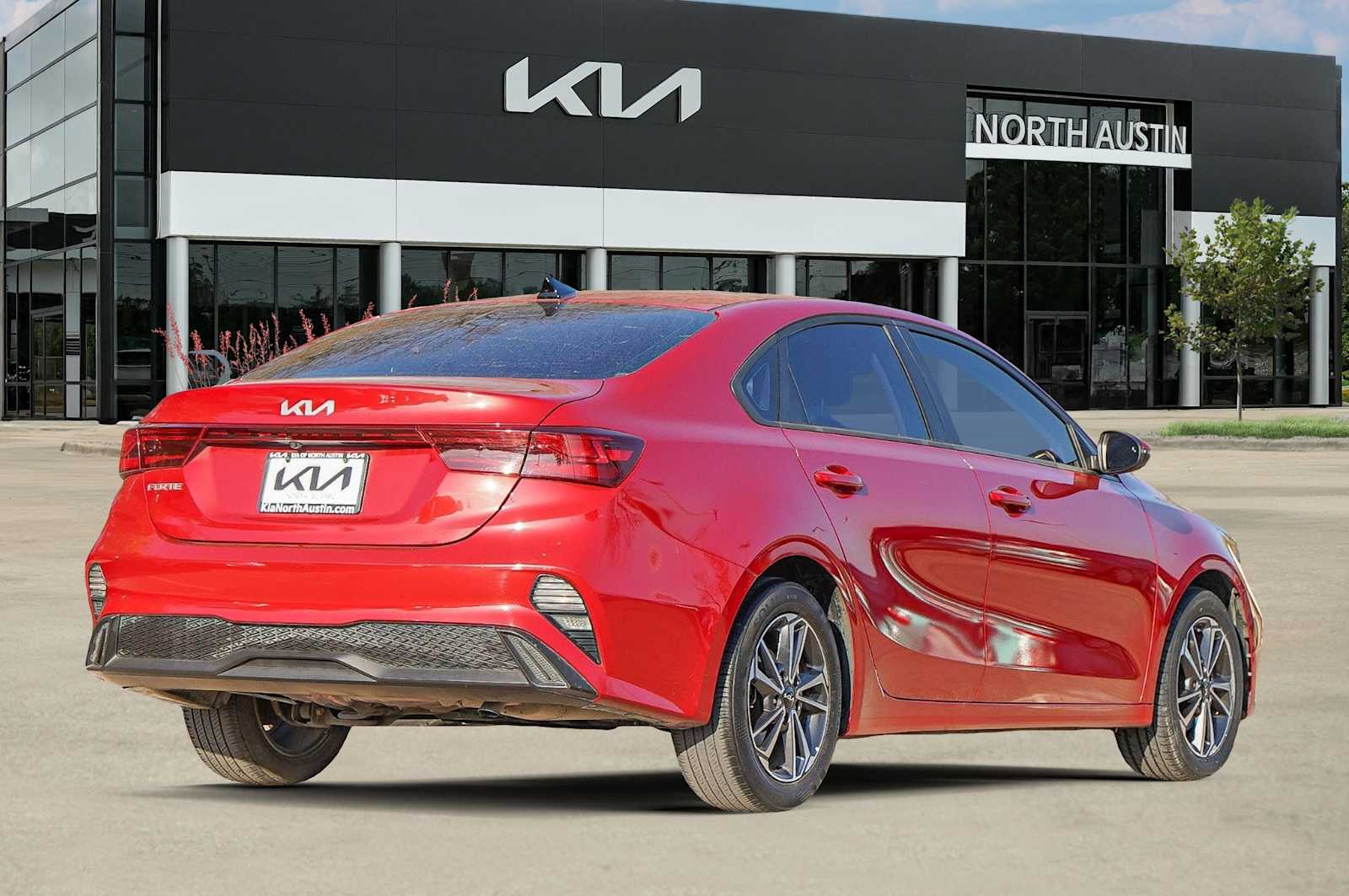 Thumbnail: 2022 Kia Forte - 6