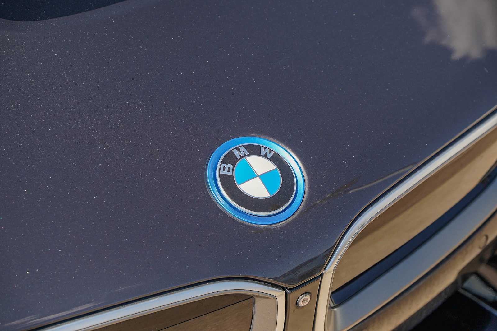 Thumbnail: 2016 BMW  - 5