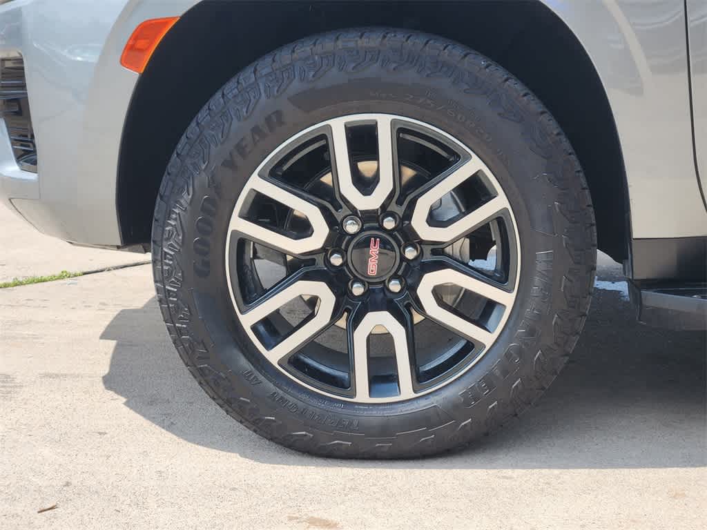 2024 GMC Yukon AT4 9