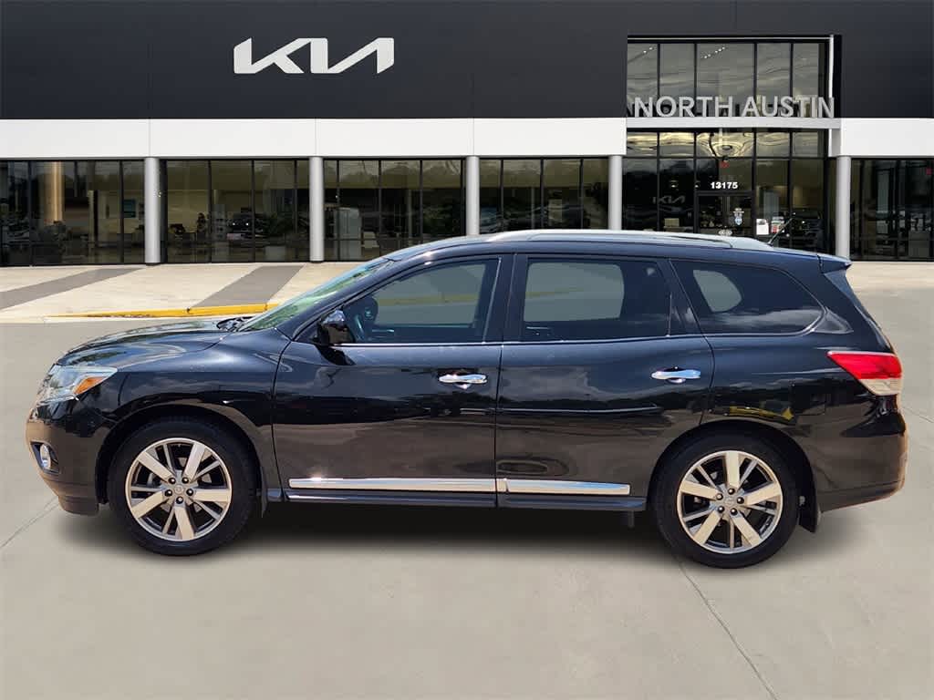 Thumbnail: 2015 Nissan Pathfinder - 4