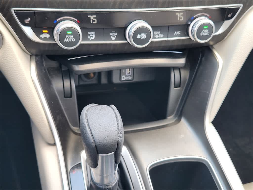 Thumbnail: 2018 Honda Accord - 19