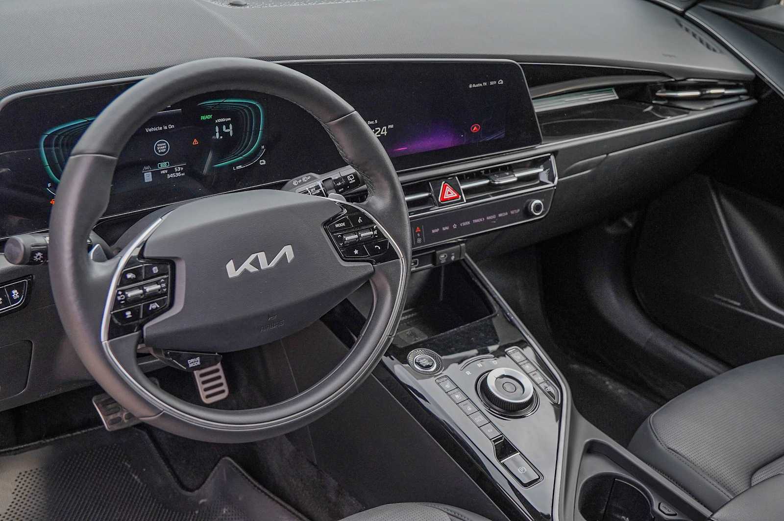 Thumbnail: 2024 Kia Niro - 11