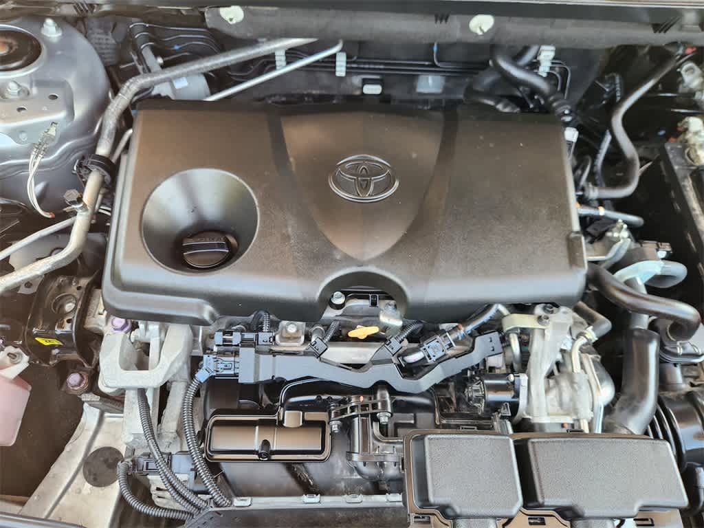 Thumbnail: 2021 Toyota RAV4 - 26