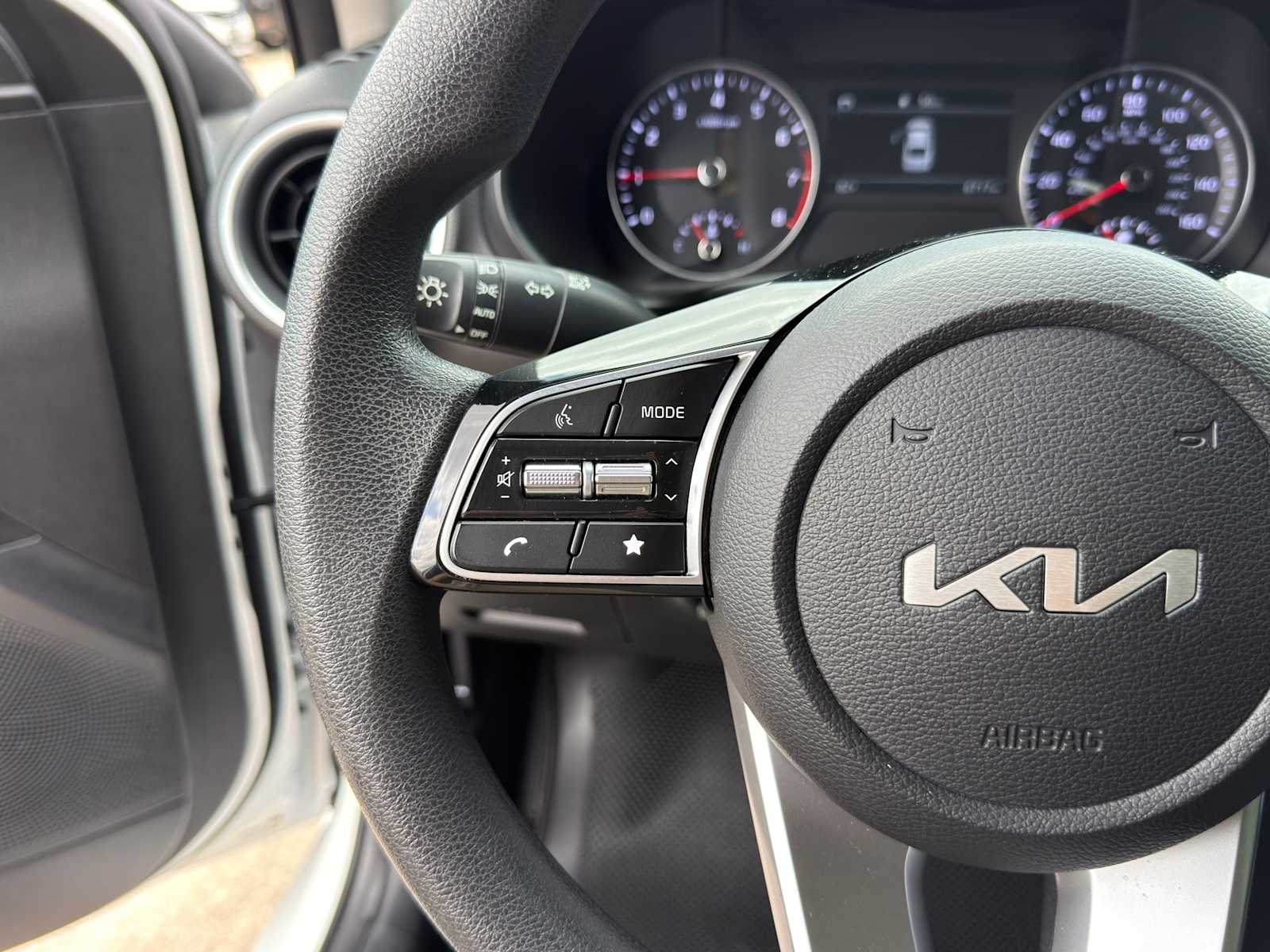 Thumbnail: 2023 Kia Forte - 14