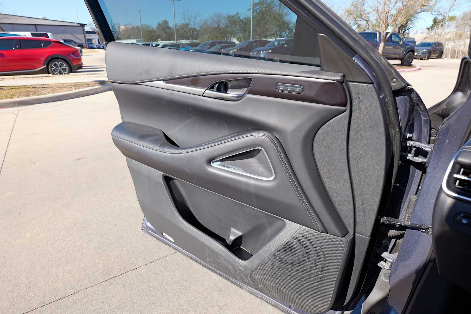 Thumbnail: 2023 INFINITI QX60 - 19