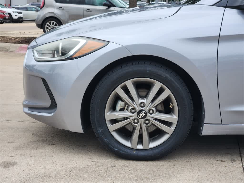 Thumbnail: 2017 Hyundai Elantra - 8
