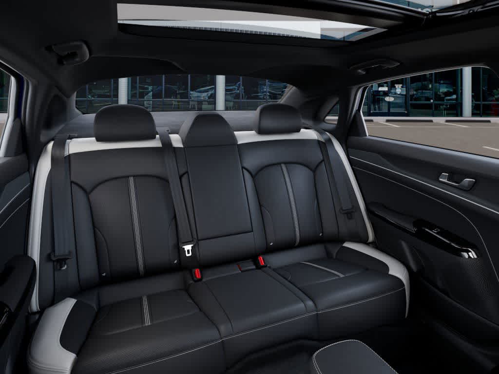 2025 Kia K5  16