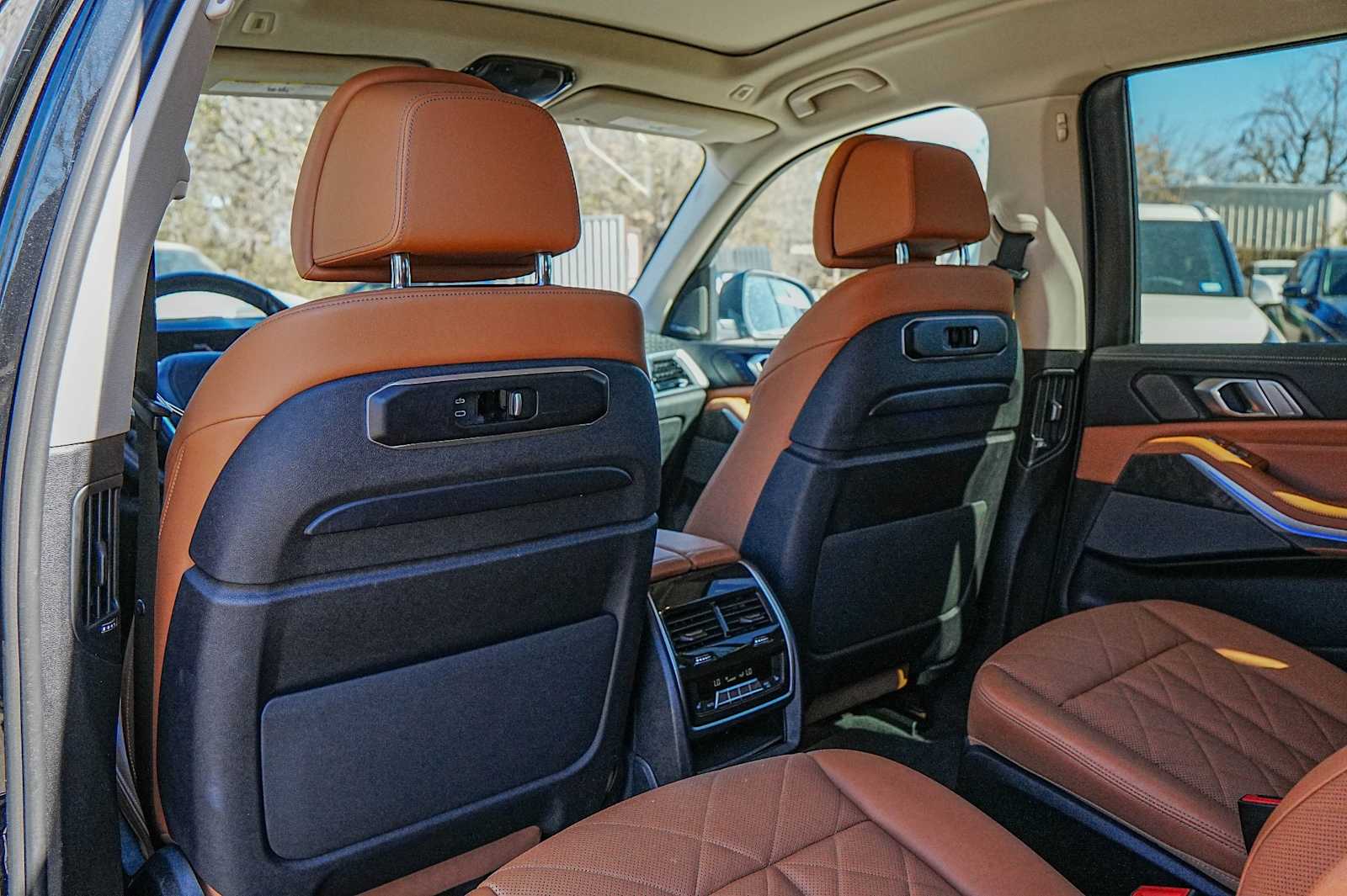 Thumbnail: 2023 BMW X7 - 30