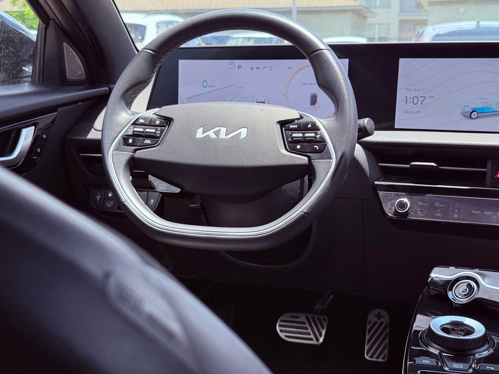 Thumbnail: 2024 Kia EV6 - 30