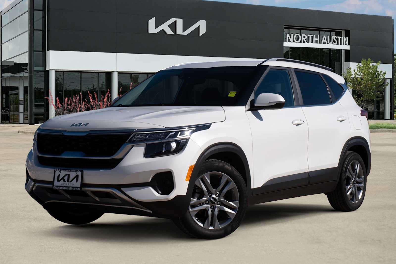 Thumbnail: 2023 Kia Seltos - 1