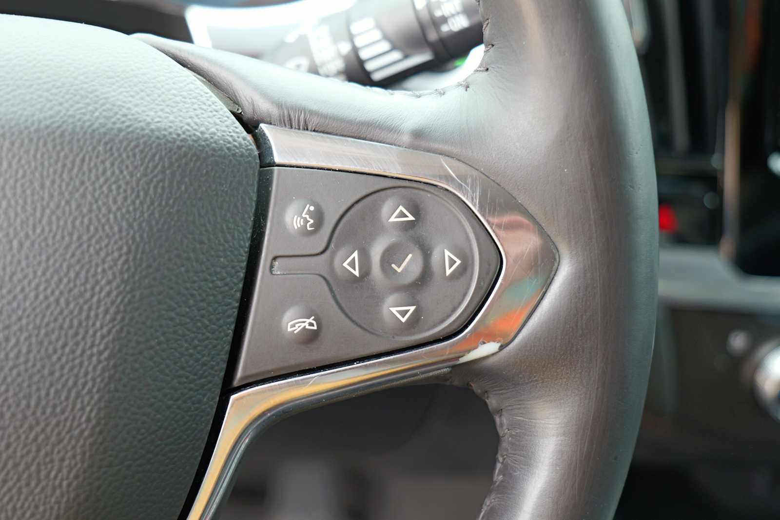 Thumbnail: 2018 Chevrolet Traverse - 14