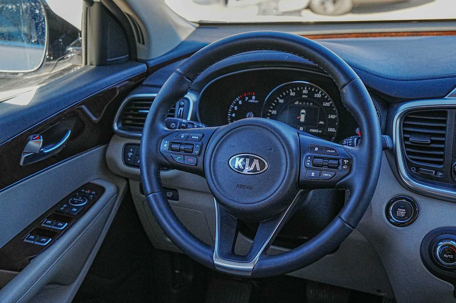 Thumbnail: 2018 Kia Sorento - 27