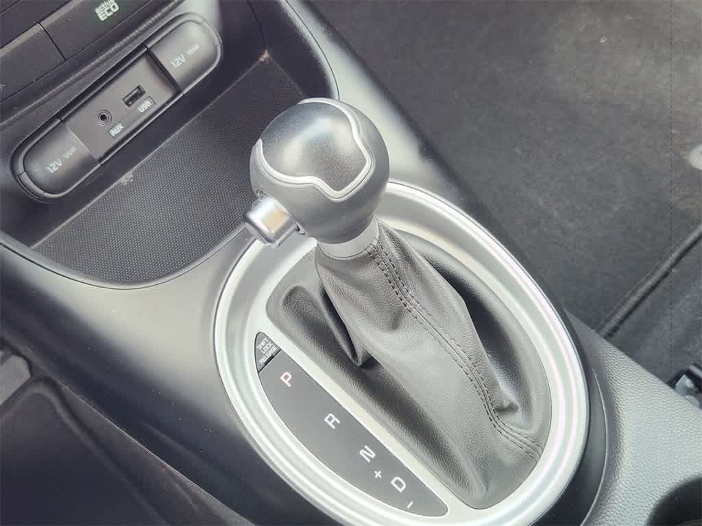 2014 Kia Soul Base 19