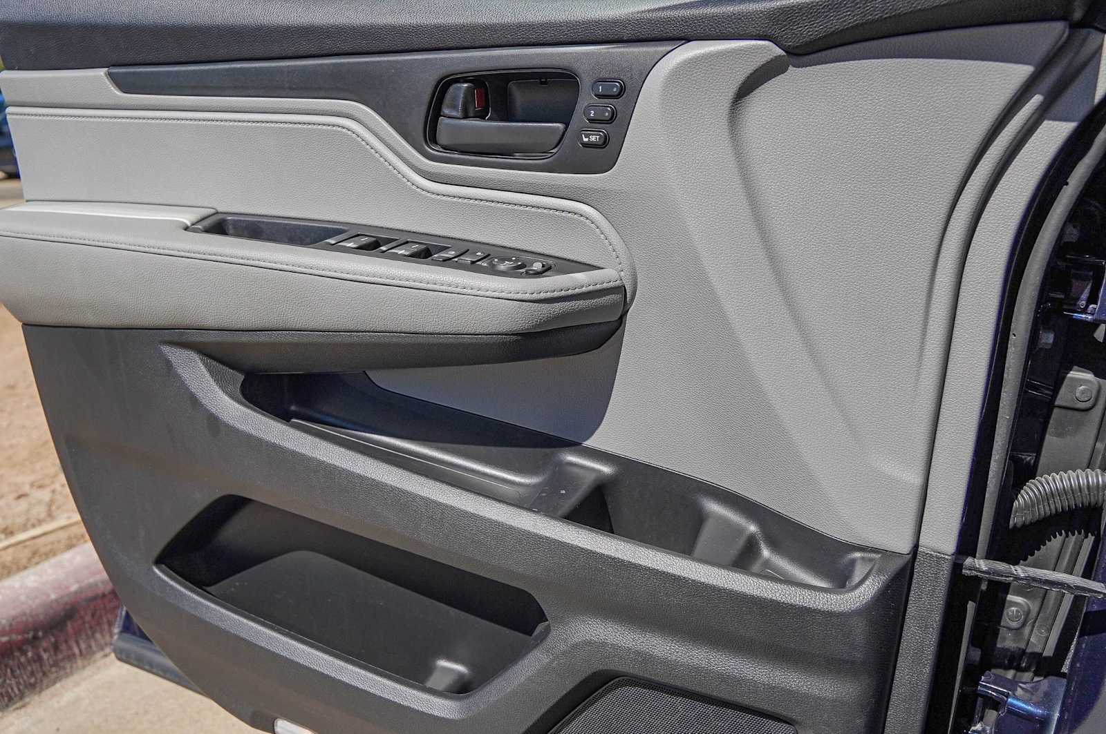 Thumbnail: 2018 Honda Odyssey - 23