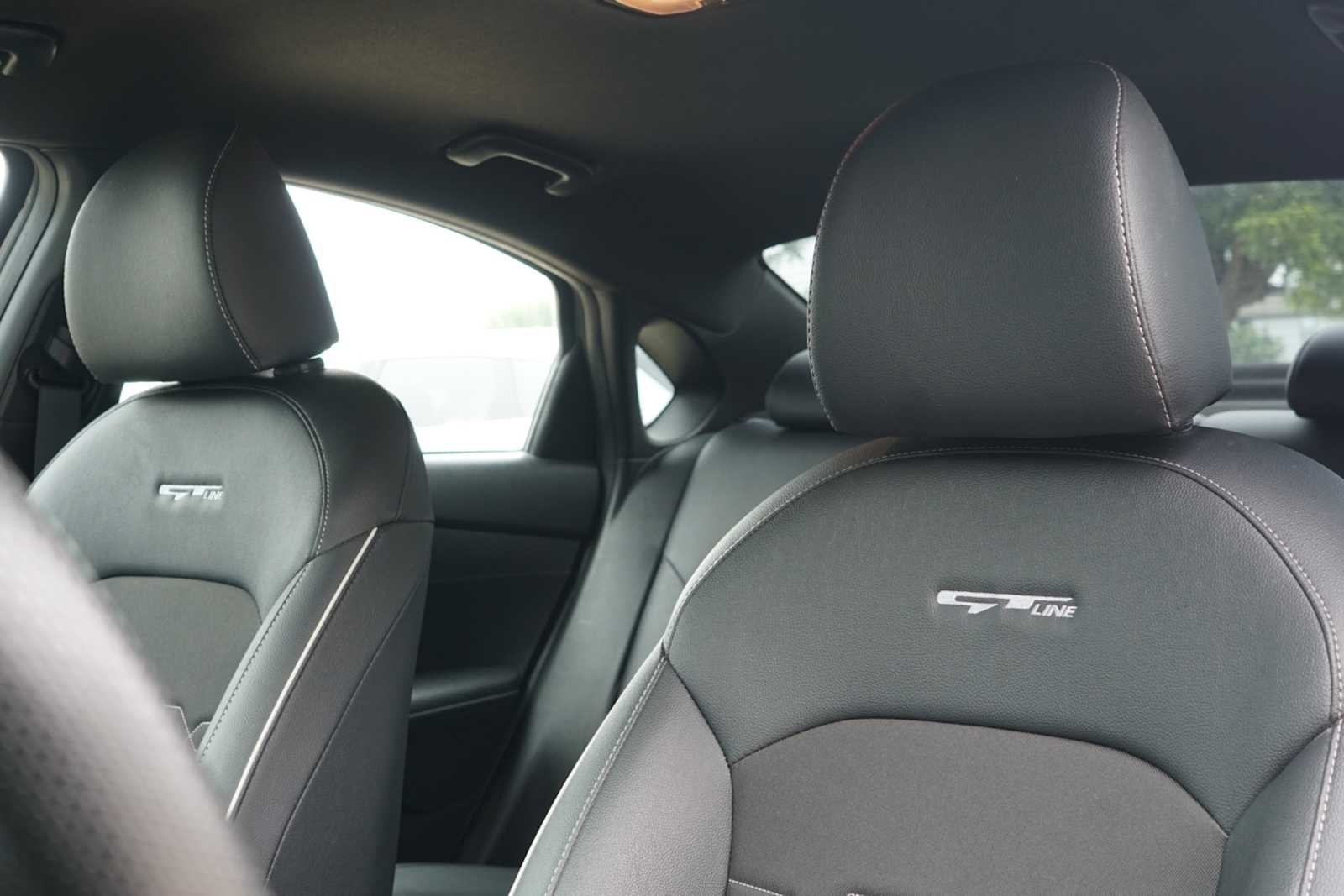 Thumbnail: 2023 Kia Forte - 9