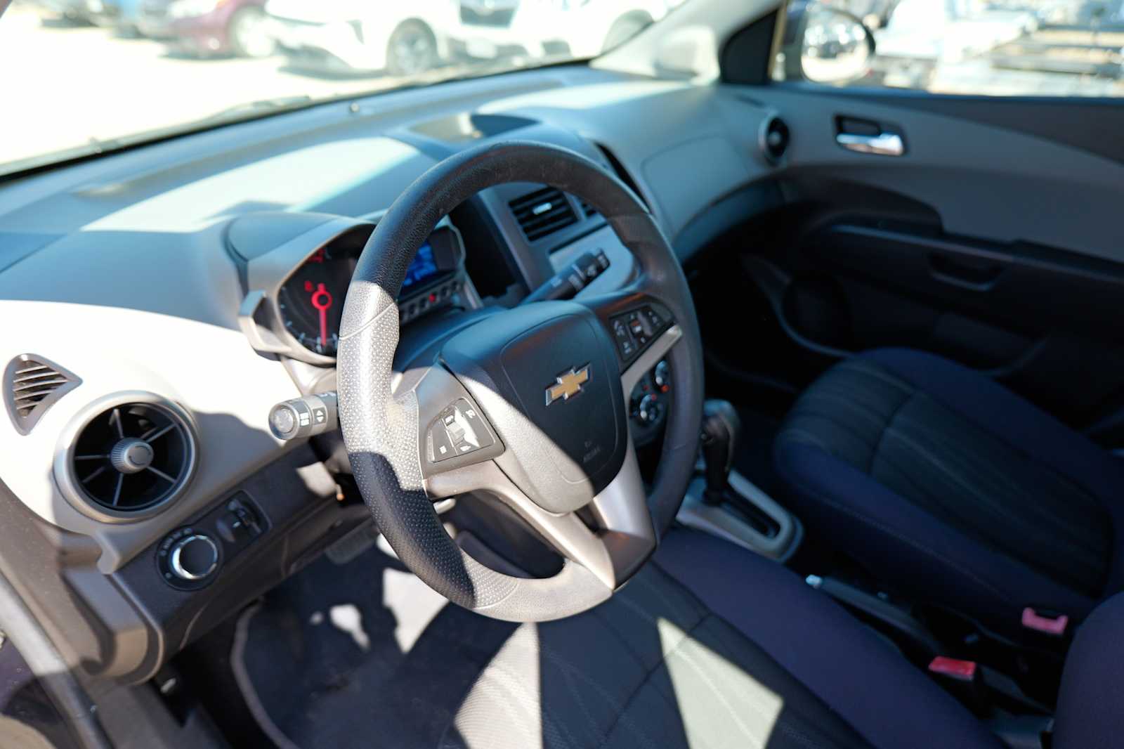 Thumbnail: 2013 Chevrolet Sonic - 9