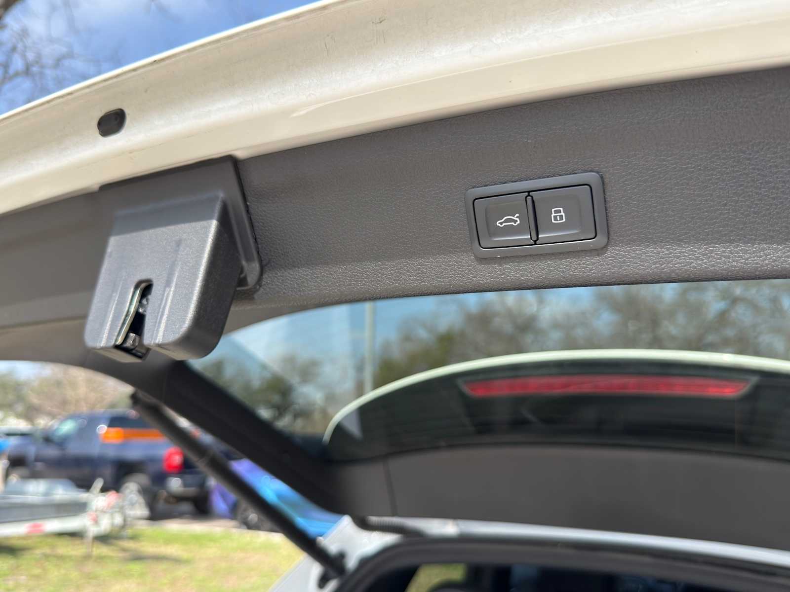 Thumbnail: 2022 Audi Q3 - 36