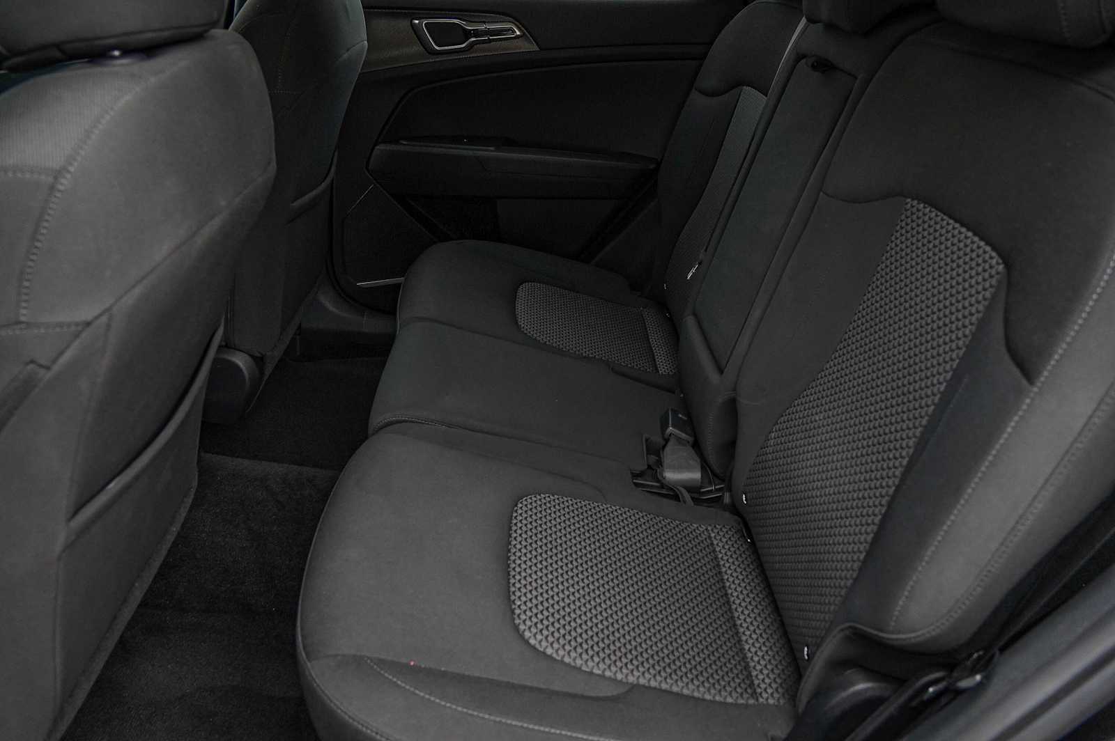 Thumbnail: 2023 Kia Sportage - 29