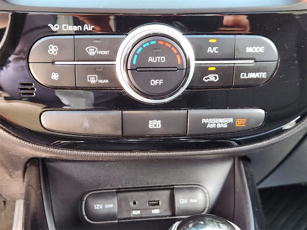 Thumbnail: 2014 Kia Soul - 18