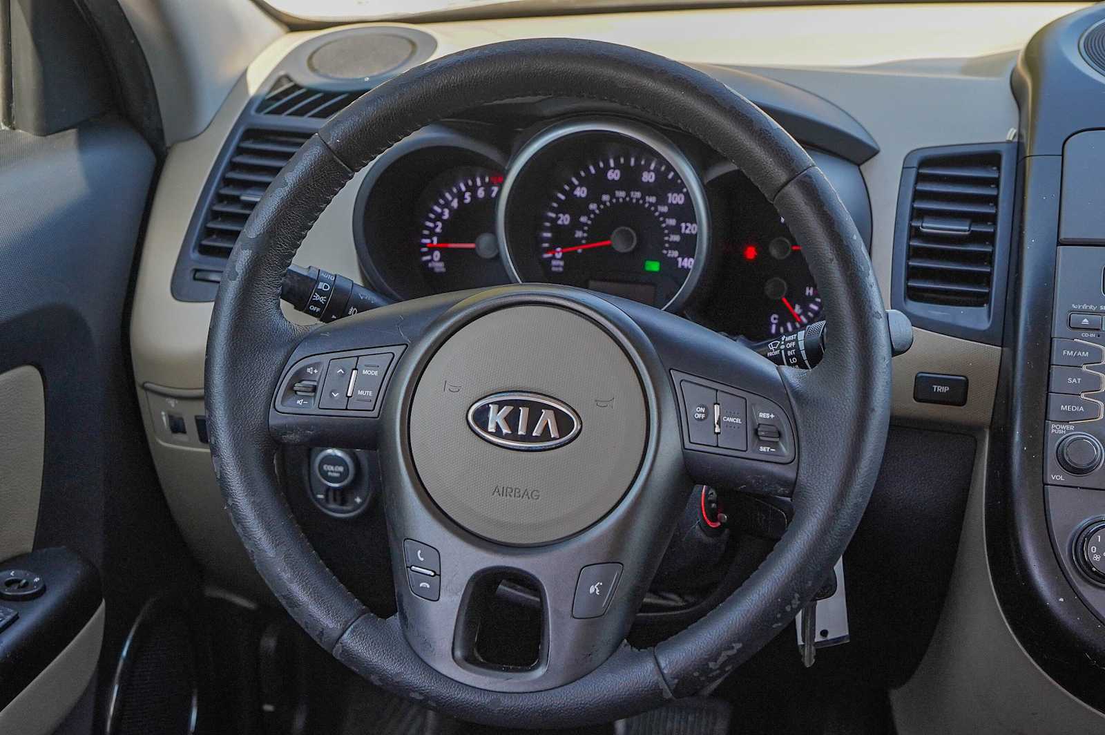 Thumbnail: 2012 Kia Soul - 25