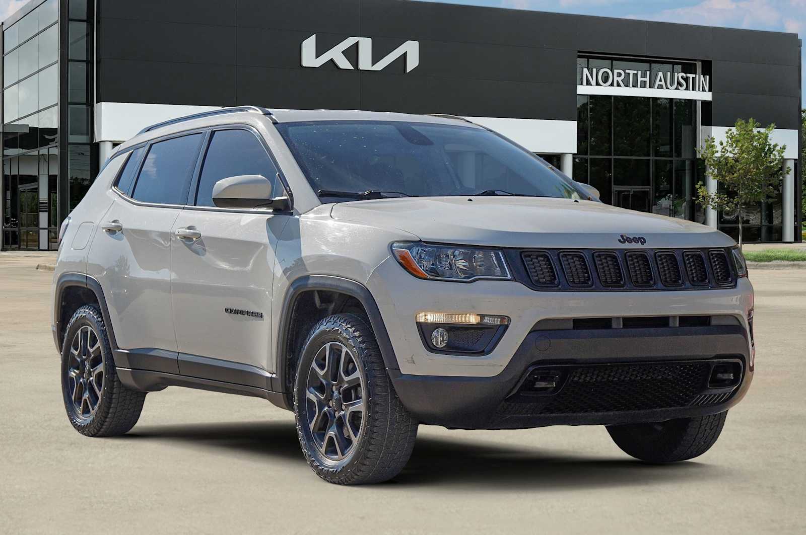 Thumbnail: 2019 Jeep Compass - 8