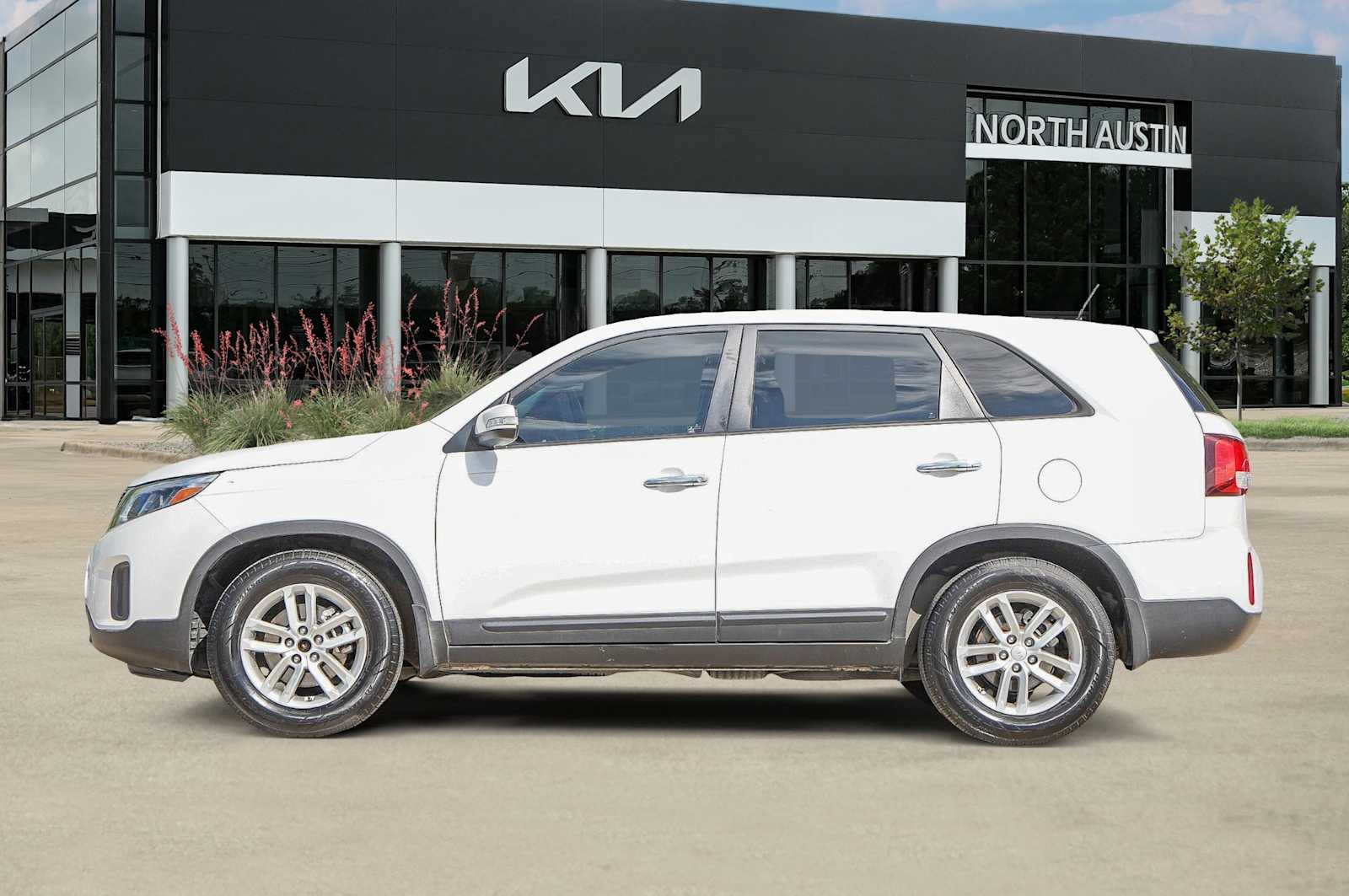 Thumbnail: 2014 Kia Sorento - 4
